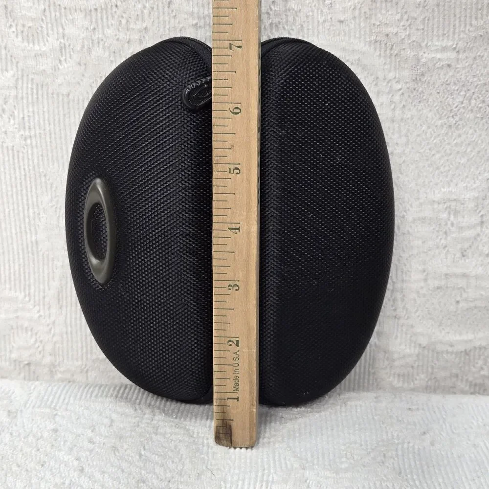 Oakley Razor Wire Black Sunglass Hard Case Embossed Zippered